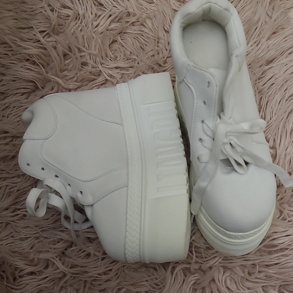 White Platform Sneakers with Chunky Sole